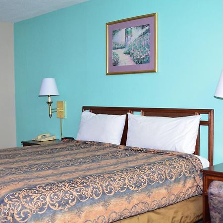 Red Carpet Inn And Suites Scranton Exteriér fotografie